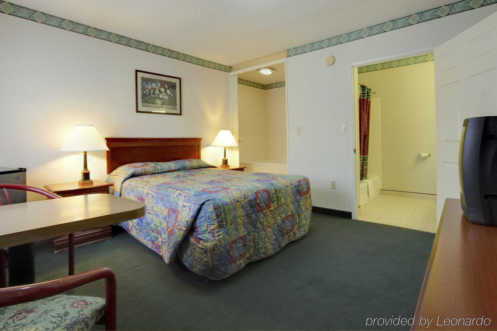 Americas Best Value Inn Rancho Palos Verdes Room photo